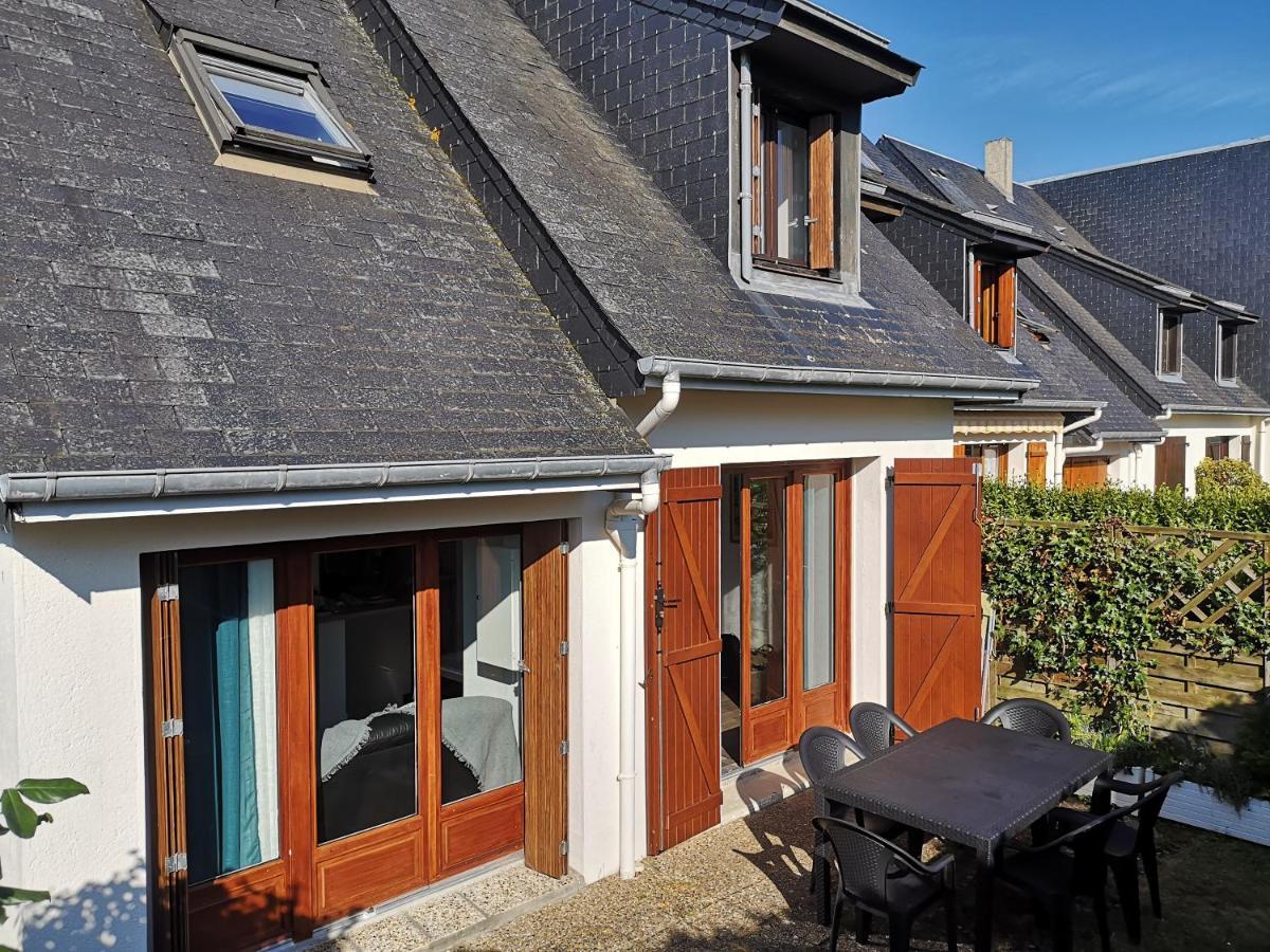 Les Baigneurs Merville-Franceville-Plage Exterior foto